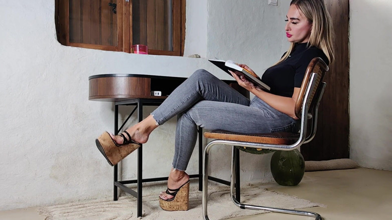 Goddess Lena: Hot Wedges