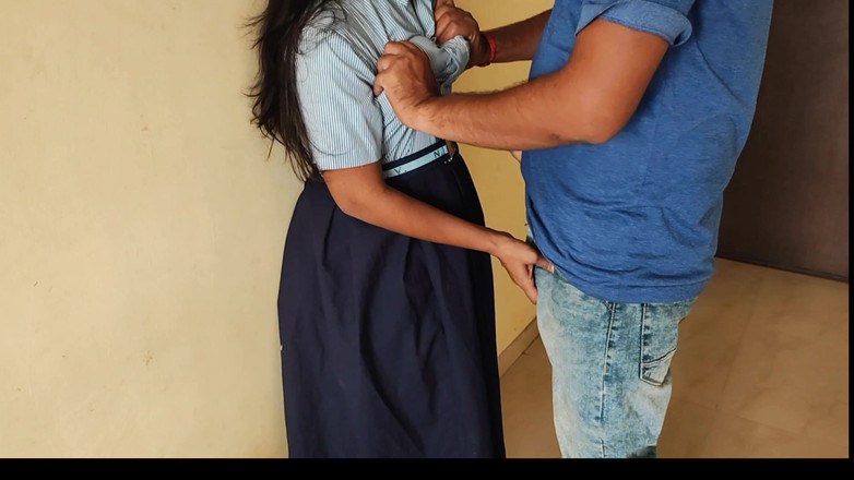 Mumbai Ashu: Жесткий секс девушки дези с учителем в классе, хинди аудио