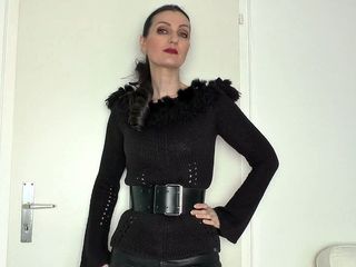 Lady Victoria Valente: Wide Tight Belt Part 72