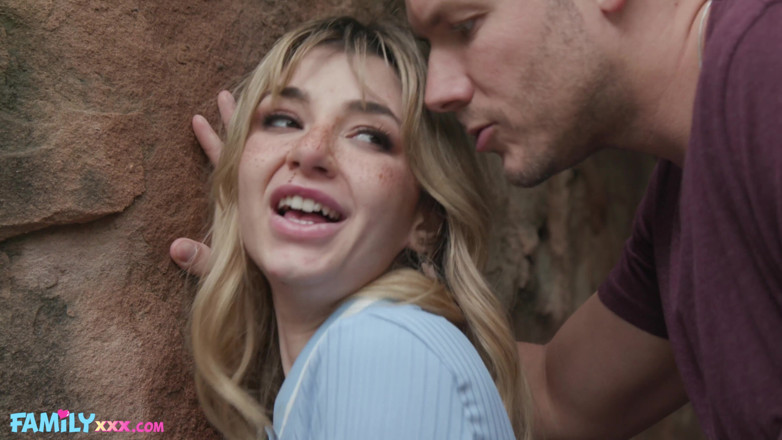 FamilyXXX: Stepsis Demi Hawks Is Not a Slut Just Open Minded