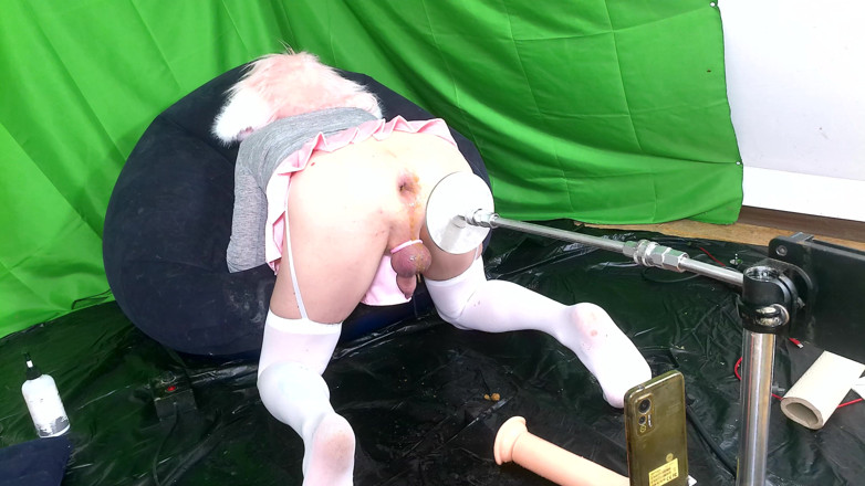 MeandI2: Puño De Goma Durante Enema Anal