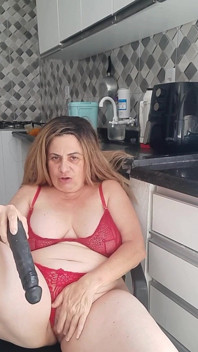Sucking a Black Cock
