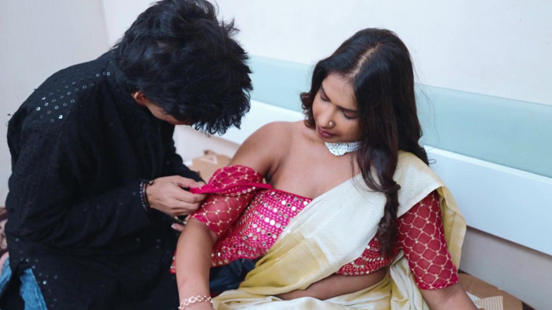 Aaka: Top Indische pornoster Tejashwini in Saree hardcore Chudai en diepe...