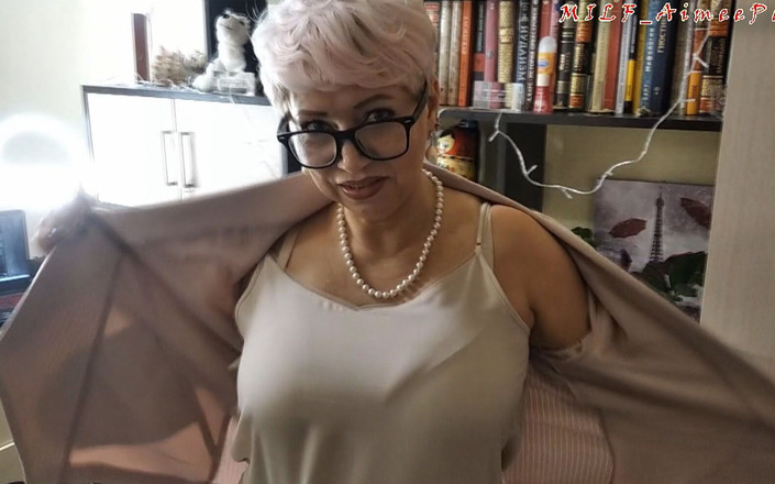 AimeeParadise: परिपक्व सेक्रेटरी की प्यारी चूत में गाजर और ज़ुचीनी ...