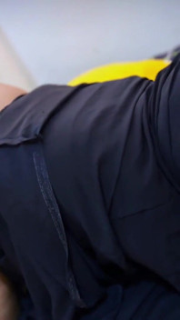 Gran culo y grandes tetas madrastra caliente obtiene sexo por hijastro en casa solo