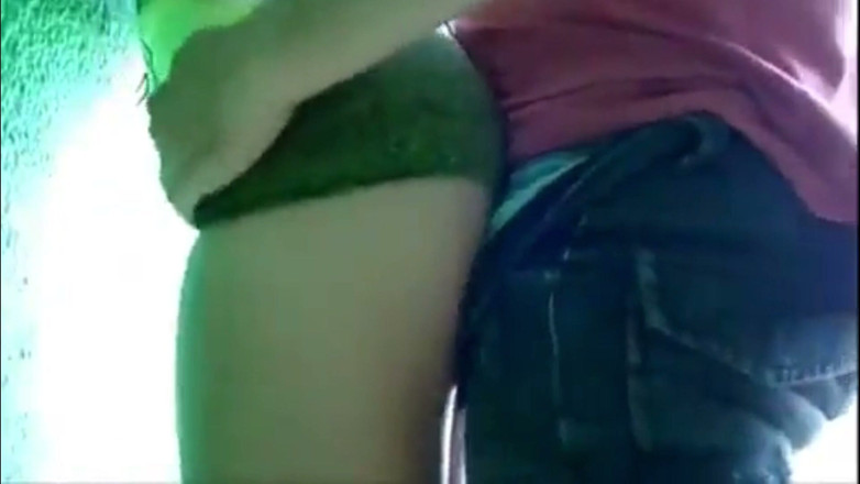 My sexy MILFS: एक गर्म गधा रगड़ना
