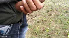 Desimast7: Masturbazione indiana nel sesso all'aperto sega