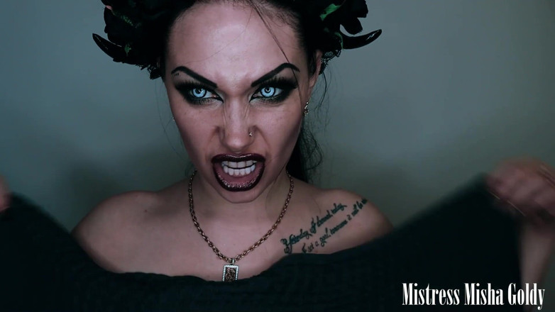 Goddess Misha Goldy: 崇拜，手淫和射在succubuss的嘴里！危险和诱人的仪式思维操逼！