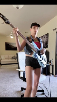 Testing Out a New Bass Preamp Pedal