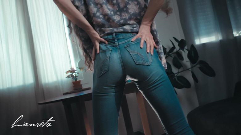 Lanreta: Wild Pussy Play with Jeans Destroying