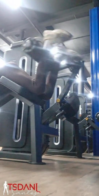 Je me sens très sexy à la salle de sport