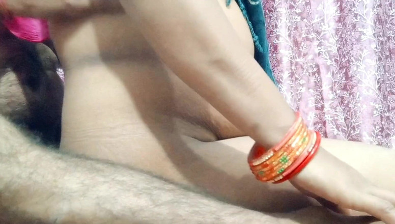 Sexy indian bich: 시아버지가 온 몸을 애원하고 자지를 입에 넣었어