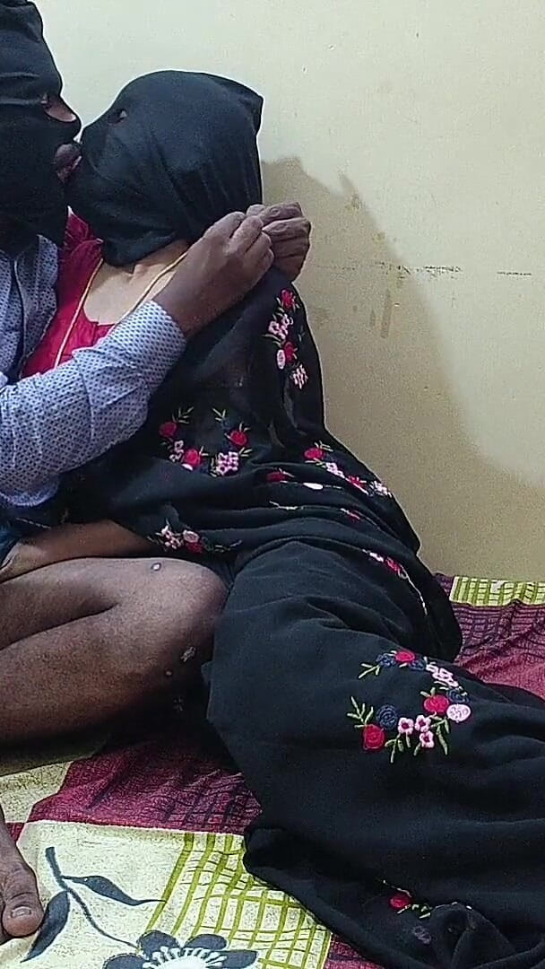 CloudyPush59: Telugu Anu Aunty Threesome Feeling