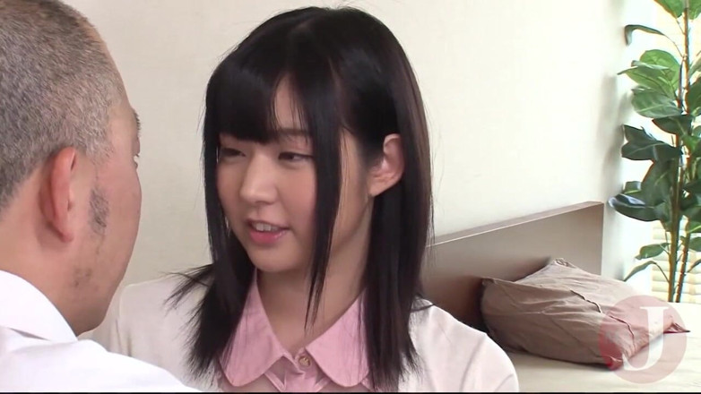 Asian happy ending: Une super idole mignonne se fait baiser par son manager