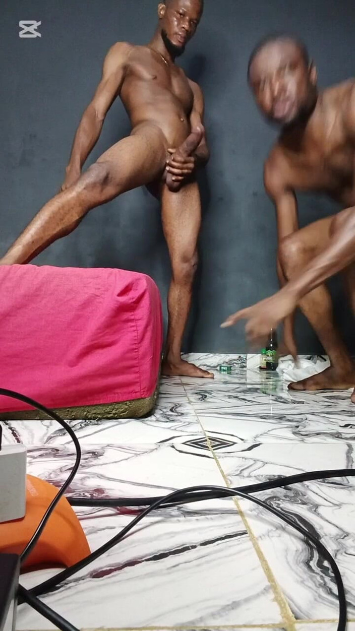 That's_black: Požádal Mě O Kouření