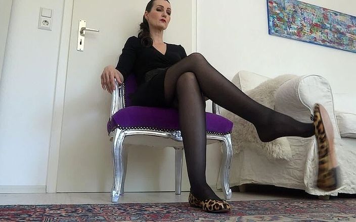 Lady Victoria Valente: In the Waiting Room - Dangling and Playing with Ballerina Shoes