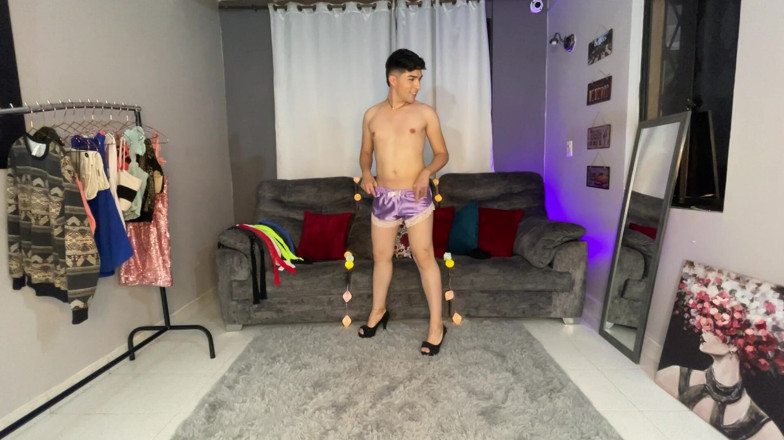 Diego_latinboy: Sissy Guy Using Step-stepsister Clothes