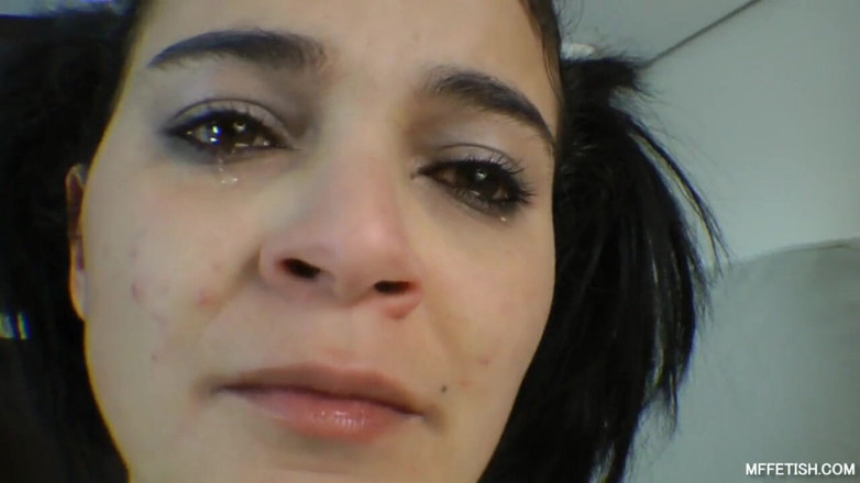 Sapphic Latinas: Чья пощечина будет самой болезненной?