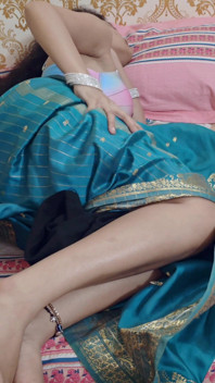 Indische hete mooie Bhabhi Saree romantiek en neuken