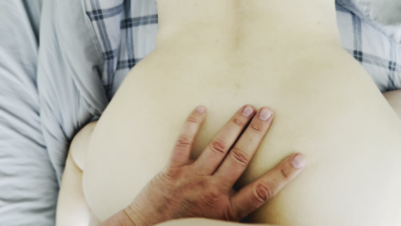 sexalko: 새엄마를 설득해 첫 애널! 겸둥이 달콤한 엉덩이