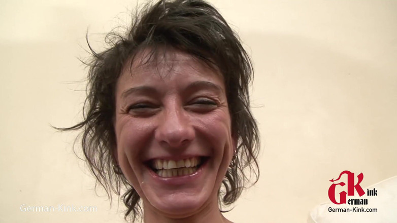 German Kink: Bunicuță cu sex anal dublu