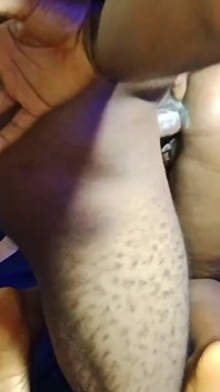 Ošukaná sexy Michelle v jejích dírách (kundička a zadek)