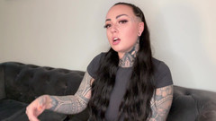 Miss Valentina: Alle spalle di lei