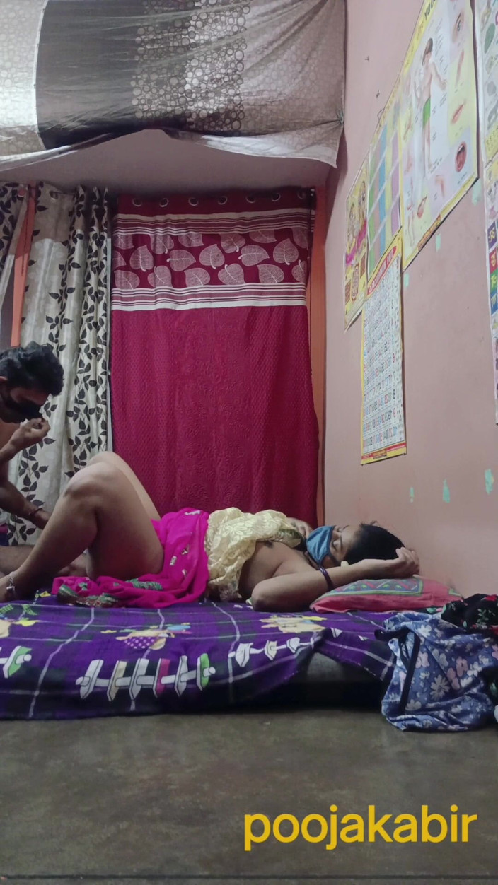 Poojakabir: バディ・アパは指で触れられ、彼女の意志で