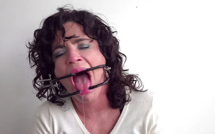 Sammi Starfish: Covid test gag reflex