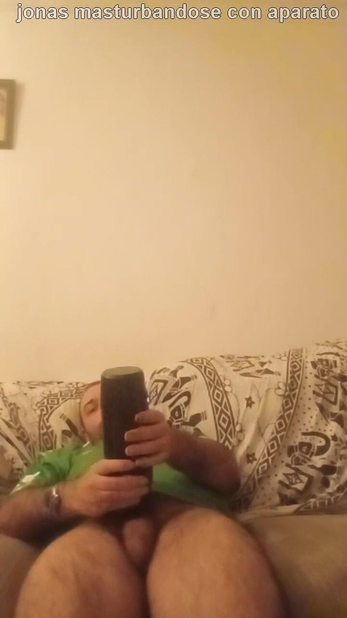 jonasxulo: 조나스가 브리브라도르와 자위하는 모습