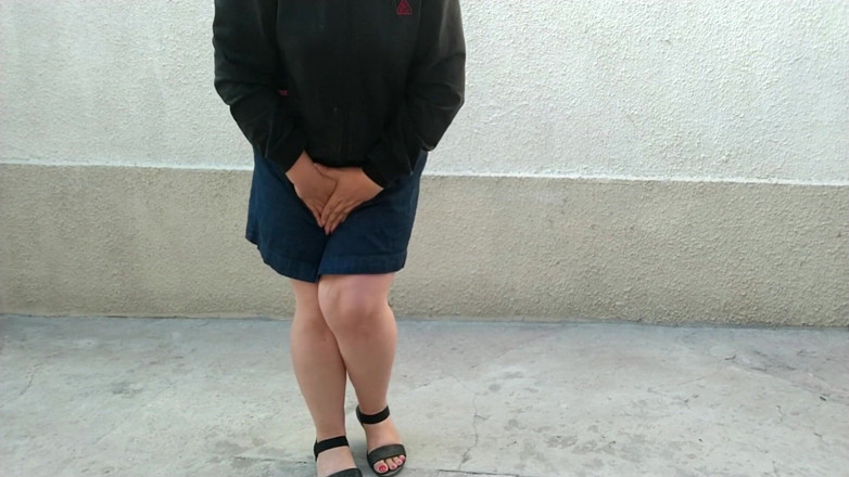 Elena: วันที่ใบไม้ร่วงหนาวและฝนทองร้อนจากหีฉัน outdoor
