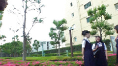 Raptor Inc: Ta nadýchaná dívka, kterou jste našli v té slavné hudební...