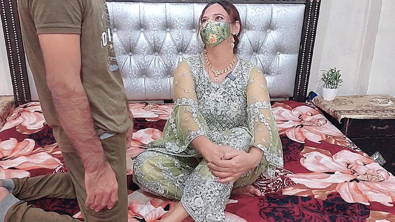 Pakistani CoupleX: Moje přítelkyně po půl skleničky