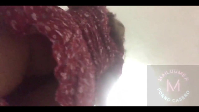 Mexicasero: Di balik rok tetanggaku