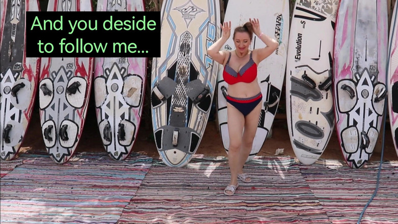 MariaOld: Gli sconosciuti della spiaggia seguono la calda nonna tettona e...