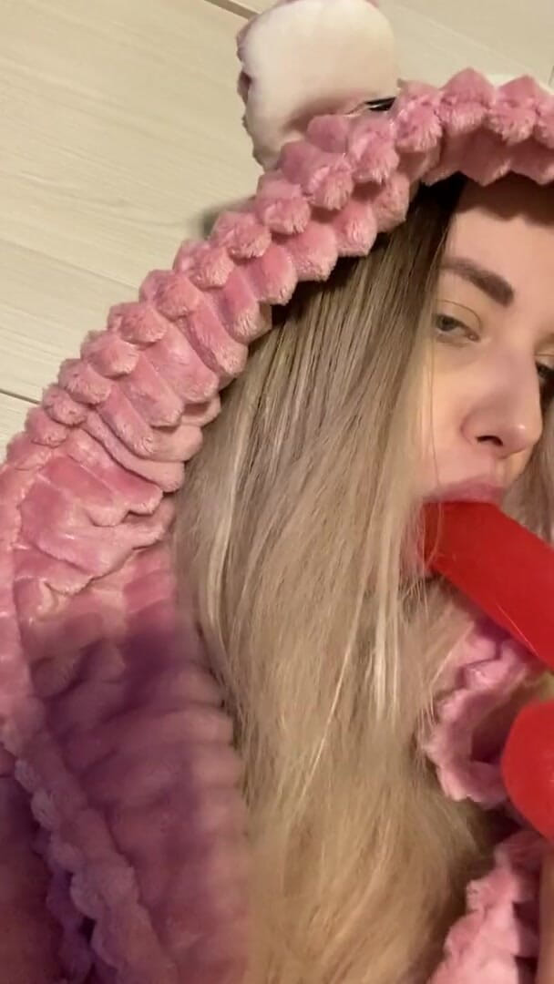 My bf cuckold: Girl in cute outfit suck dildo