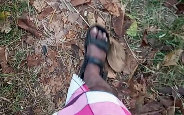 Sweet Indian cock: Desi vesnice v domácí koupelně manželka tvrdý sex