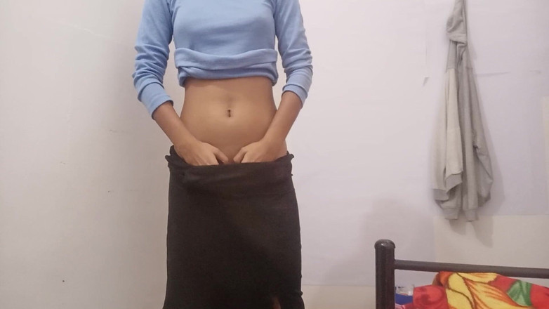 desigirl93: 成熟した毛深い猫を見せるアッサムのおばさん