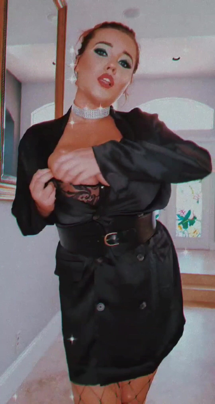 Annabelle Rogers: Zábava v Fisnhets a Podpatcích