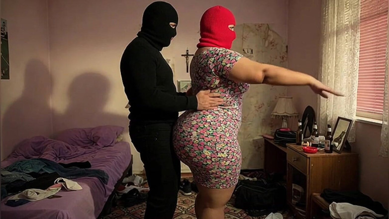 Animate golden: Big Ass Girl w kwiatowej sukience zostaje wciśnięta w pokoju