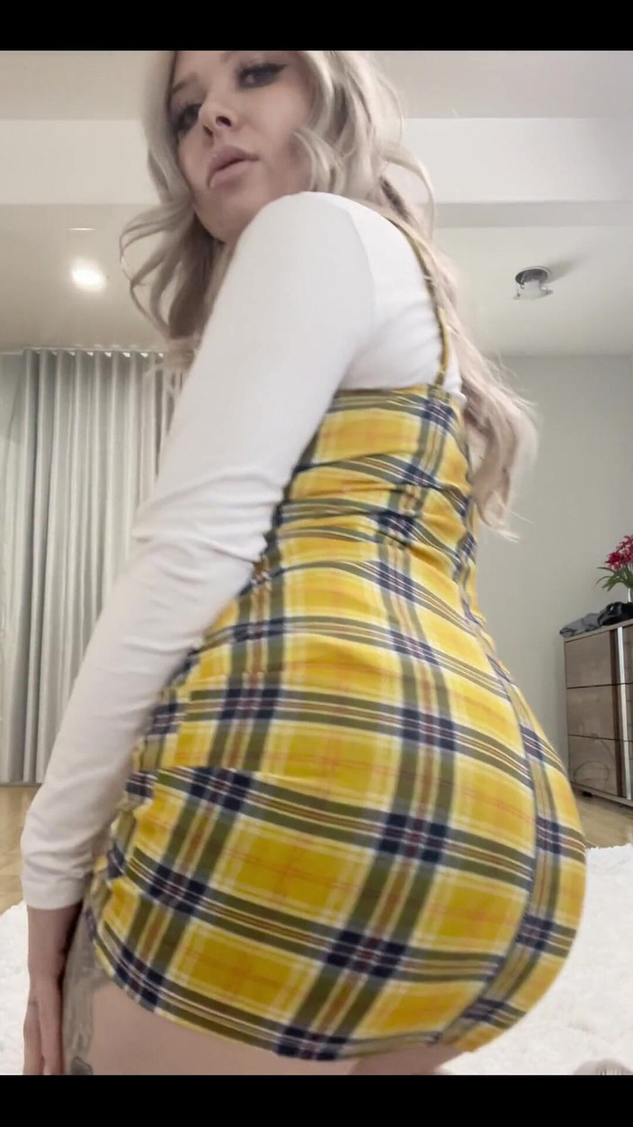 Kaiia Eve: Bezradná věnována všem mým částem a křivkám