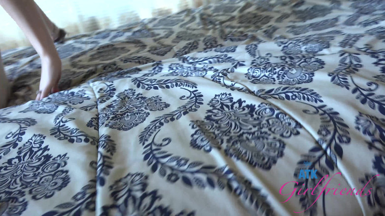 ATK Girlfriends: Virtuelles Date