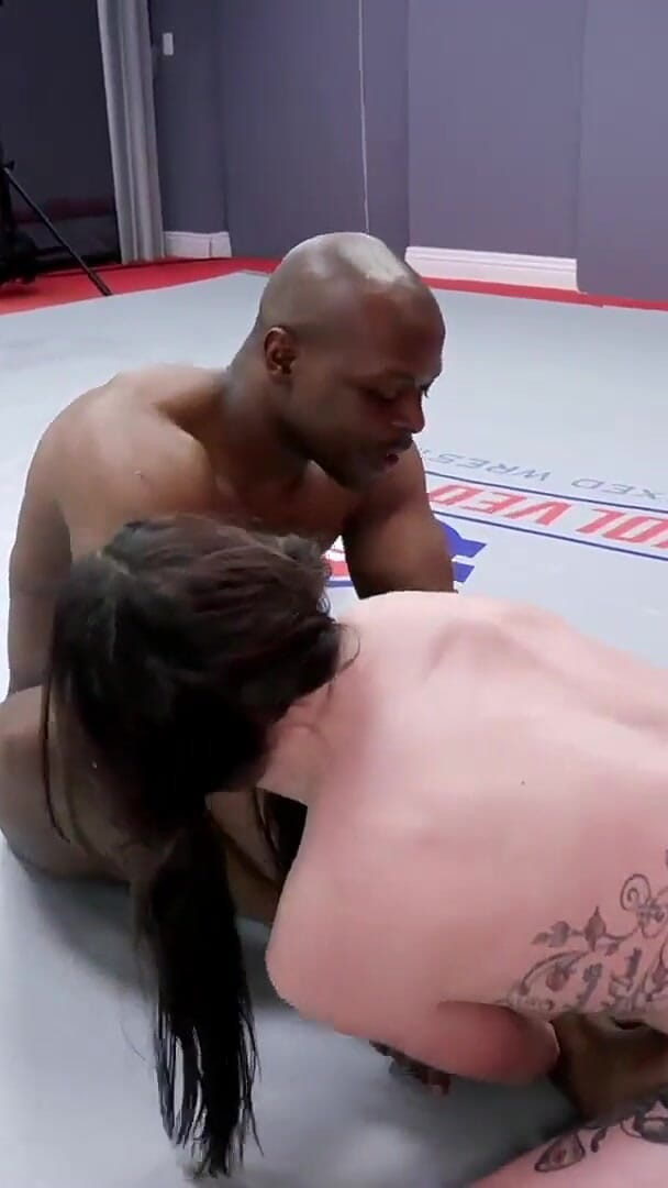 Aria Khaide Vs Will Tile Mixed Wrestling (Evolved Fights)