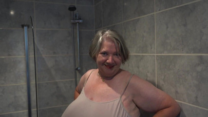 Chris44G: Chris44g - Showertime fun