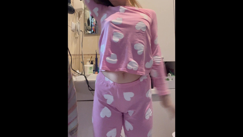 Inga lillypop girl: Striptease matutino para papi
