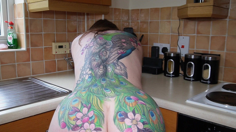 Harley Taboo: Stepmommy &amp; Step-son - a Birthday Surprise