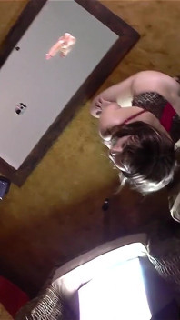 Ajuda! Minha buceta está vazando acidentalmente mijando um pouco na minha gopro durante o clímax. o corte estendido de 7 minutos está aqui