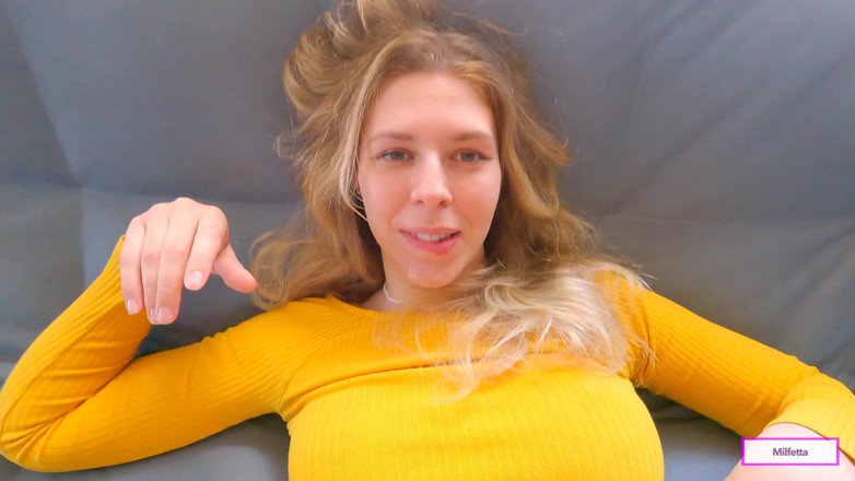 Milfetta: Rubia con gran culo monta mi polla