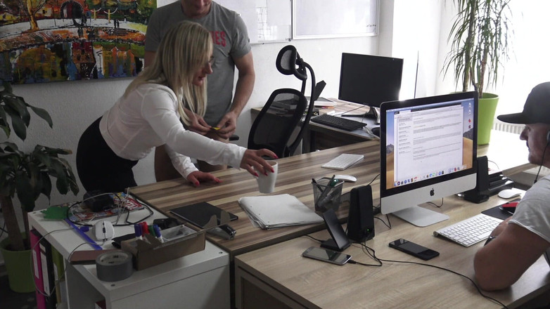 Studentin Aneta: Student-Aneta sletterige Aneta