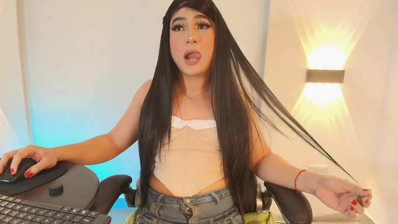 Aline Costa: Beautiful Trans with Doll Face